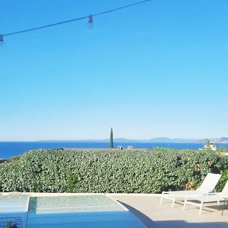 Superbe Vue Mer, A 5min A Pieds De La Mer Villa Saint-Raphaël