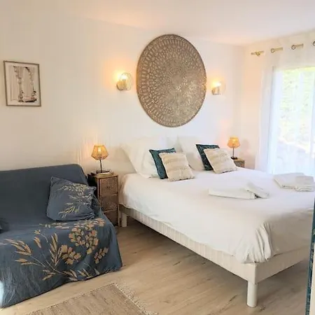 Superbe Vue Mer, A 5min A Pieds De La Mer Villa Saint-Raphaël
